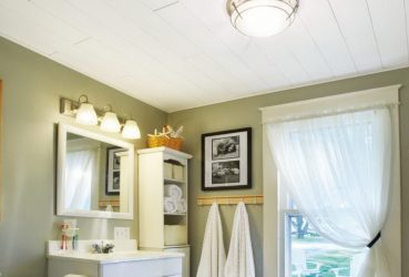 Rack de teto no banheiro: 4 etapas para um resultado perfeito. Instalação DIY
