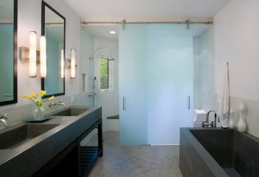 Изборът на завеси в банята: 175+ (снимка) за вашия дизайн (тъкани, пластмаса, стъкло)