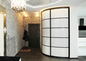 Diseño moderno del pasillo en el apartamento / casa (+200 fotos): las últimas noticias de 2017