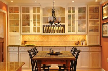 Bir durumda eşya için mutfak kurutucu (115+ Fotoğraflar) - paslanmaz çelikten, açısal, yerleşik Hangisini seçersin?