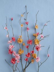 Comment faire des fleurs à partir de papier ondulé avec vos propres mains? 125 photos et 5 ateliers simples