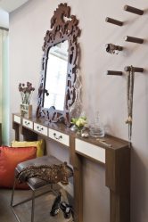 Aynalı ve aydınlatmalı tuvalet masası: 140+ (Fotoğraf) Yatak odanız için seçenekler