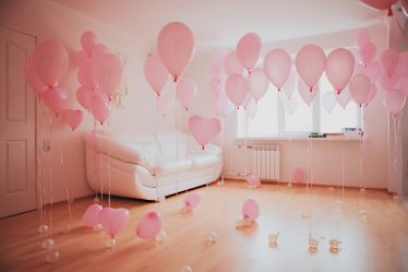 Πώς να διακοσμήσετε ένα δωμάτιο για τα γενέθλια ενός παιδιού με τα χέρια τους; 140 Φωτογραφίες φωτεινών ιδεών