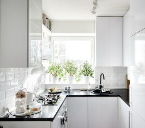 Como fazer uma cozinha estreita e longa: nuances e truques para um pequeno interior (mais de 175 fotos)