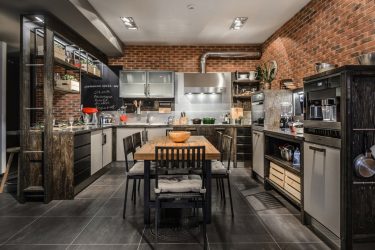 Hur man gör ett smalt och långt kök: nyanser och tricks för ett litet interiör (175+ bilder)