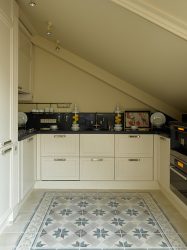 Dar ve uzun bir Mutfak Nasıl Yapılır: Küçük bir iç mekan için nüanslar ve püf noktaları (175+ Fotoğraf)
