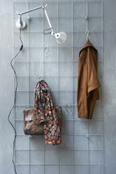 Wall Hanger lakukan sendiri di lorong: dengan shoebox, dengan rak, dengan cangkuk. Lupakan kekurangan ruang!