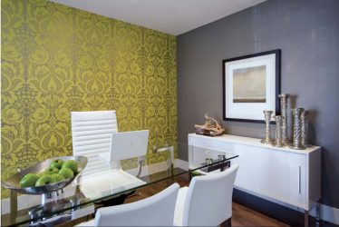 خلفيات خضراء: 200+ صور التصميم للداخلية الخاصة بك. ما خلفيات مناسبة للجدران في غرفة النوم ، المطبخ ، غرفة المعيشة؟