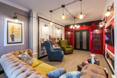 Ключови елементи на интериора на апартамента в английски стил: адаптиране за себе си (хол, спалня, кухня, баня)