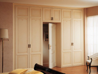 Entresol: 155+ Fotos im modernen Interieur von Wohnungen.Wahlmöglichkeiten für Flur, Küche, über der Tür