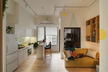Entresol: 155+ Foto's in moderne interieurs van appartementen. Opties kiezen voor de gang, keuken, boven de deur