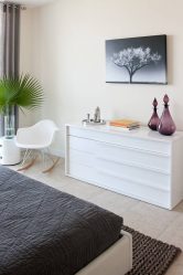 Opciones de Dresser blanco 200+ (fotos) (brillante, con cajones, sin tiradores)