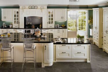 Büyük ve modern bir Mutfak İç dekorasyon: 200+ (Fotoğraf) tasarım fikirleri (perde, duvar kağıdı, bar tezgahı)