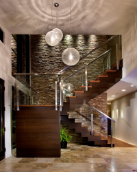 Дървени стълби към втория етаж в частна къща (75+ снимки): важни моменти, на които трябва да се обърне внимание при избора
