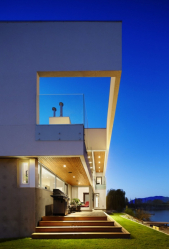 Proiectele de case cu acoperiș plat sunt tehnologii simple de construcție (una, două etaje, din lemn, mici). Tendințe moderne de hi-tech și minimalism (175+ fotografii)