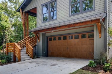 Двуетажна къща с гараж - Характеристики на оформлението (180+ снимки)