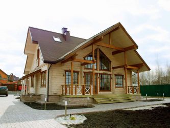 Projecten van Finse huizen van gelijmd hout: wat is goed en hoe te regelen? Atum (180+ico's)