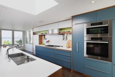 Thiết kế bếp màu xanh: Phong cách nào để liên hệ? Hơn 170 hình ảnh kết hợp nội thất đáng kinh ngạc