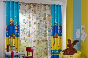Moderne gordijnen in de kinderkamer voor jongens en meisjes: mooie nieuwe items (175+ foto's)