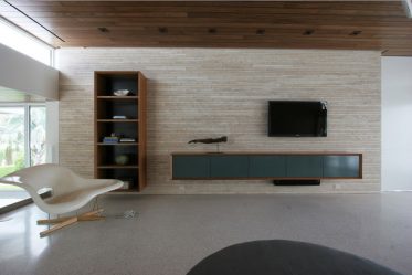 Como pendurar uma TV na parede? Mais de 150 projetos interiores da foto