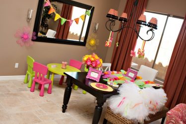 Come decorare la stanza per il compleanno del bambino con le proprie mani? (180+ idee fotografiche) Scopriamo a seconda delle esigenze di età