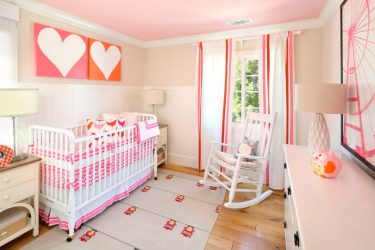 अपने हाथों से एक बच्चे के जन्मदिन के लिए एक कमरे, अपार्टमेंट या घर को सजाने के लिए कितना सुंदर है? 180+ पारिवारिक अवकाश की तस्वीरें