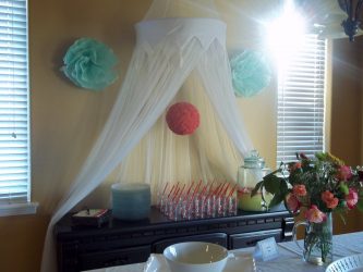 How beautiful to decorate a room, apartment or house for a child's birthday with your own hands? 180+ Family Holiday Photos