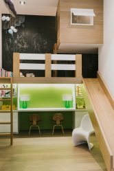 Таванско легло с работна площ (165+ снимки): Оригинални идеи за малки стаи