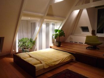 Bục giường trong căn hộ: 205+ (Ảnh) Ý tưởng và đề xuất cho nội thất (có ngăn kéo, với giường kéo ra, trong một hốc)