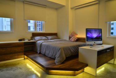 Pat de pat în apartament: 205+ (Fotografie) Idei și recomandări pentru interior (cu sertare, cu un pat extensibil, într-o nișă)