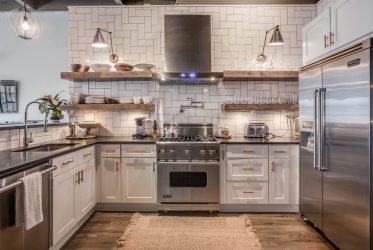 Layout Cucina in una casa privata: 175+ Foto Varietà di stili, colori e comfort