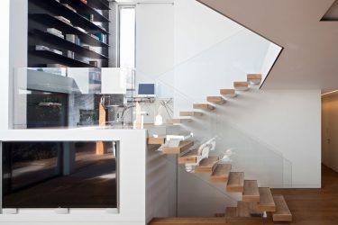 290+ Photos of beautiful Options for stairs to the second floor in a private house (wooden, metal, concrete)