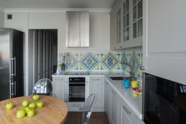 Mosaico en el delantal para la cocina (175 fotos): moderno, cómodo y práctico. ¿Vidrio, nácar o metal?