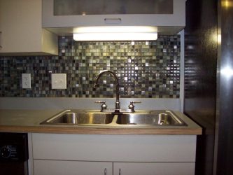 Mutfak için Apron Mozaiği (175+ Fotoğraf): Modern, kullanışlı, pratik.Cam, sedef veya metal mi?