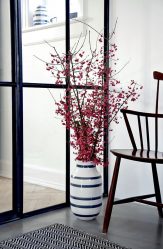 How do interior decorative vases with flowers change? 130+ (Photos) tall, stylish, beautiful