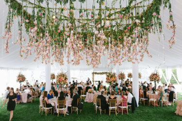 صنع قاعة لحفل زفاف لا تنسى الأيدي (210+ صور) مرة وإلى الأبد الحياة!
