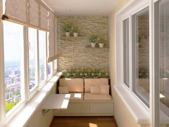 Quelle est la place des loggias de vitrage dans la conception de la salle? Design chaleureux, panoramique et sans cadre. 145+ (Photos) d'intérieurs confortables