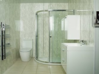 Reka bentuk dan selesaikan bilik mandi dengan panel plastik 110+ Photo - Cara yang cepat dan murah untuk hiasan