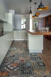 Küchenfliesen auf dem Boden: 150+ Fotos der Geheimnisse des schönen Designs