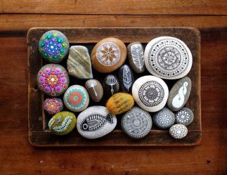 Crafts from natural materials do-it-yourself for every taste