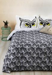 Diseño moderno de la colcha de la cama en el dormitorio: nuevo y hermoso (170+ fotos)