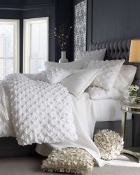 Modern design of the bedspread on the bed in the bedroom - Beautiful and Stylish New (170+ Photos)