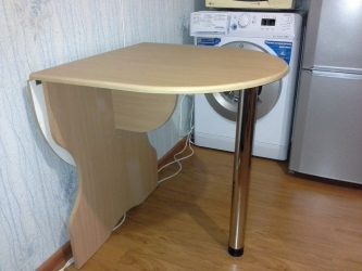 Folding kitchen table (small, oval, glass): How to choose? Where to put? How to decorate?
