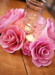 Hur man gör rosor från papper med egna händer: Steg-för-steg-instruktioner för nybörjare (190+ bilder)