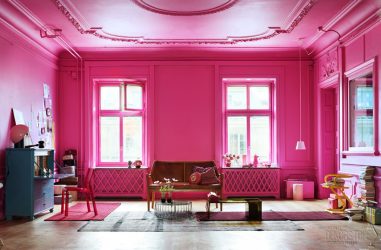 Kisah dongeng merah jambu: 220+ (Foto) kombinasi pilihan di pedalaman bilik yang berbeza
