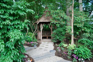 Variantes de beaux pavillons de jardin à faire soi-même (245+ Photos) - Comment se transformer en véritable décoration? (bois, métal, polycarbonate)