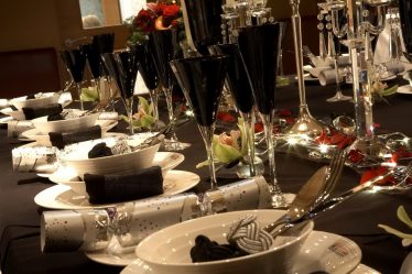 Festive table setting (280+ Photos): Tehnologie și reguli pentru organizarea meselor