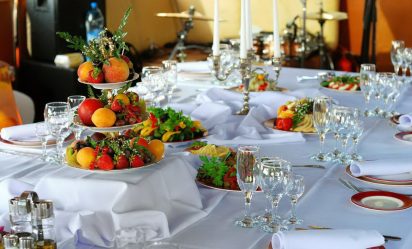 Festlig bordsinställning (280 + bilder): Teknik och regler för att organisera måltider