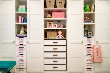 Wardrobe in the nursery: How not to make a mistake with the choice? 205+ (Photo) design with options (sliding wardrobe, corner, built-in)