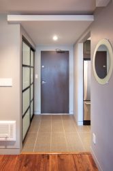 Μοντέρνος σχεδιασμός ντουλαπιών στο διάδρομο: 95+ Φωτογραφίες - Ιδέες για εσωτερική ανακαίνιση